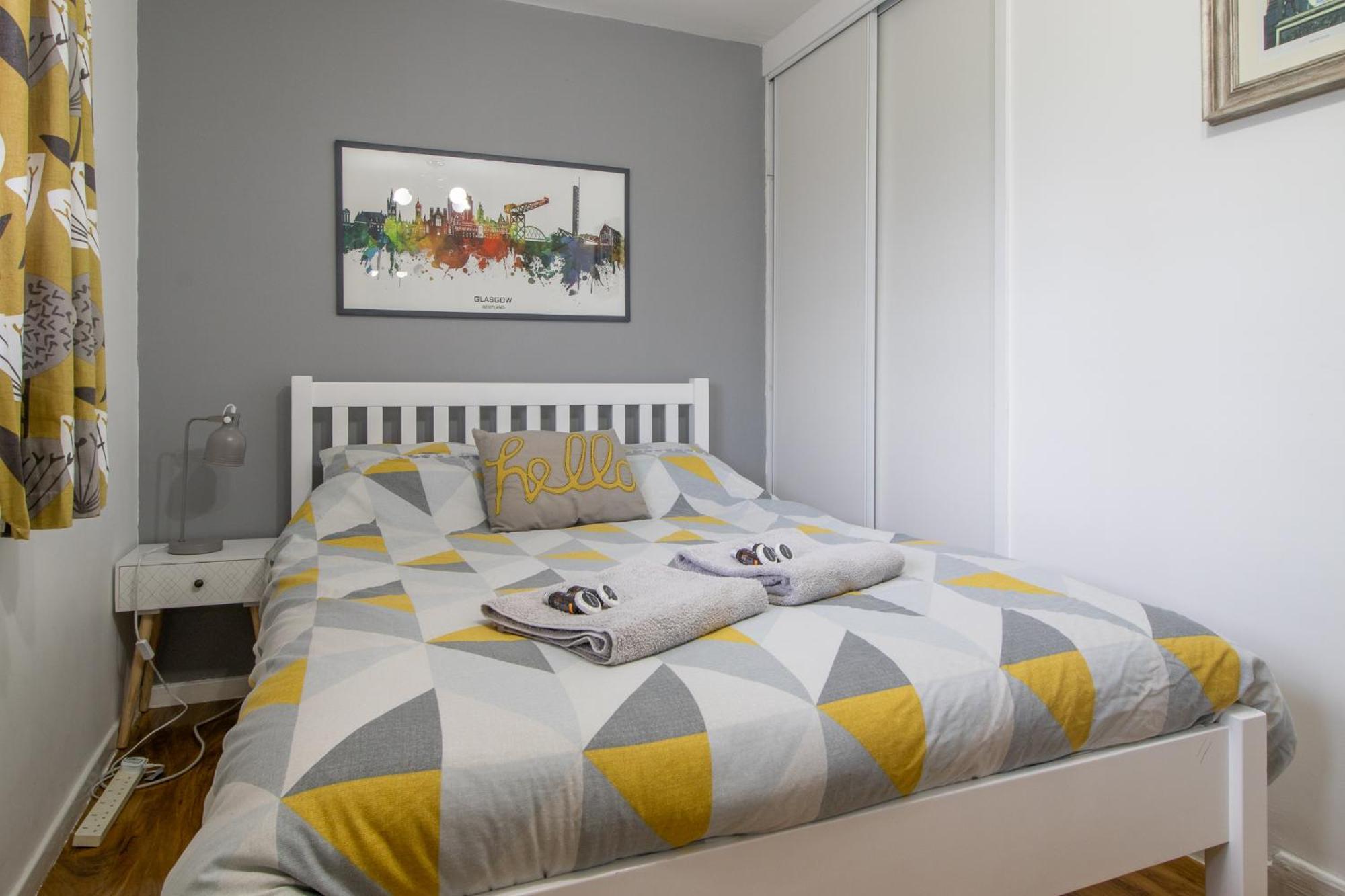 1 Bed Apartment Central Hamilton Free Wifi With Great Transport Links To Glasgow Ngoại thất bức ảnh