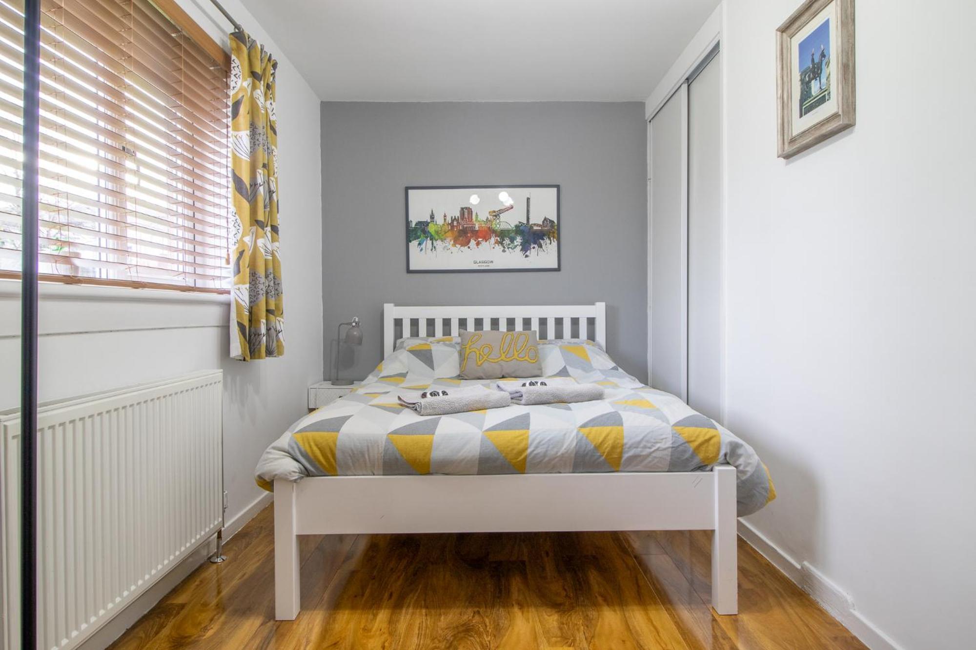 1 Bed Apartment Central Hamilton Free Wifi With Great Transport Links To Glasgow Ngoại thất bức ảnh